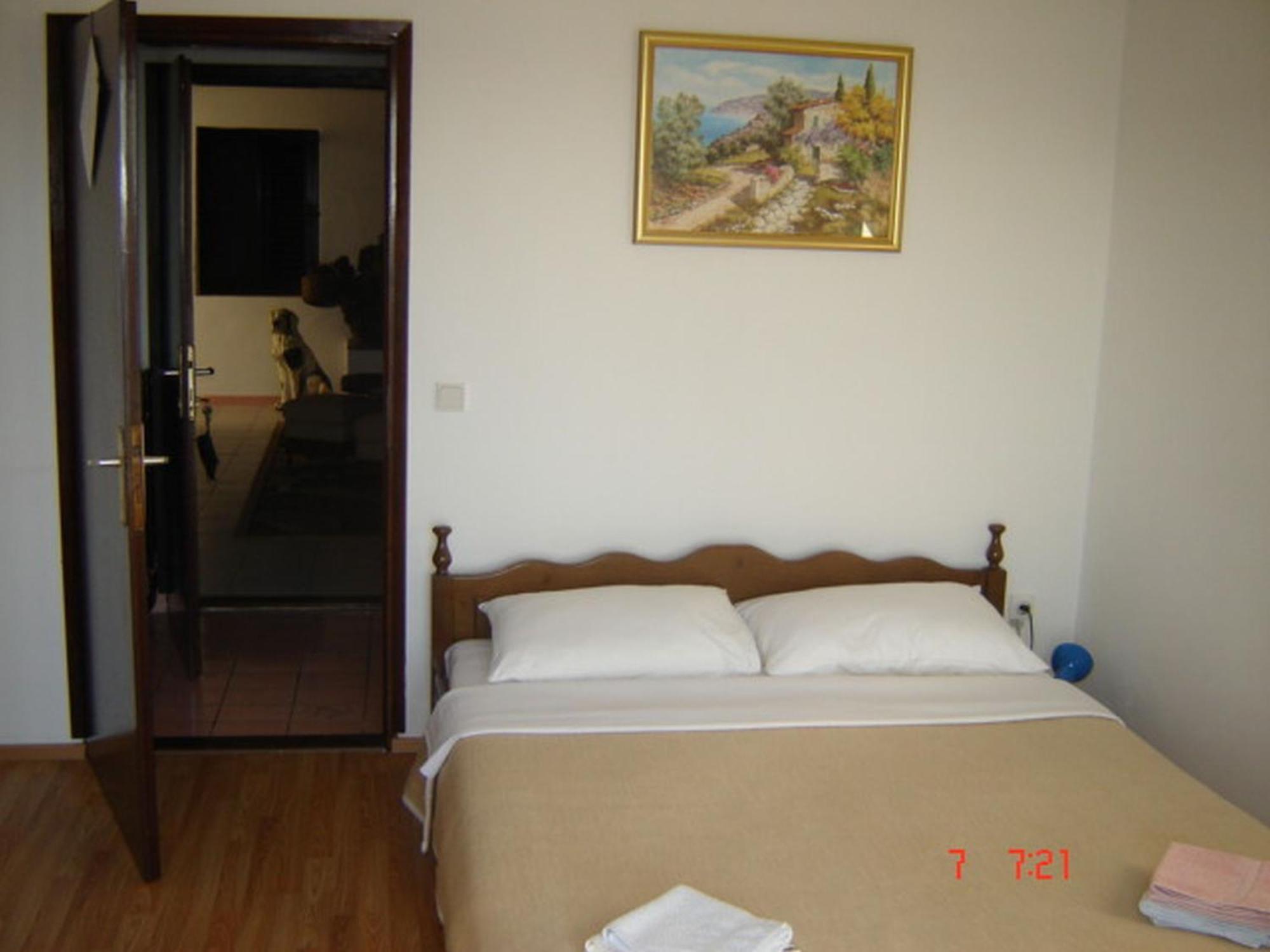Apartments "Villa Mungos" Sobra Camera foto