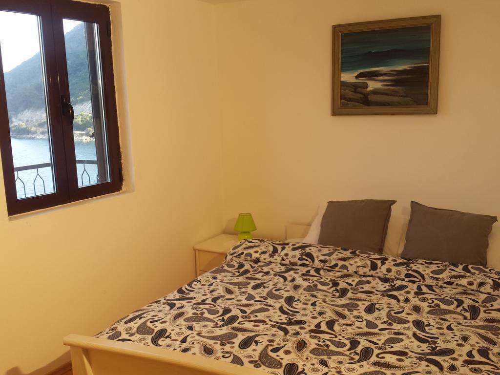 Apartments "Villa Mungos" Sobra Esterno foto
